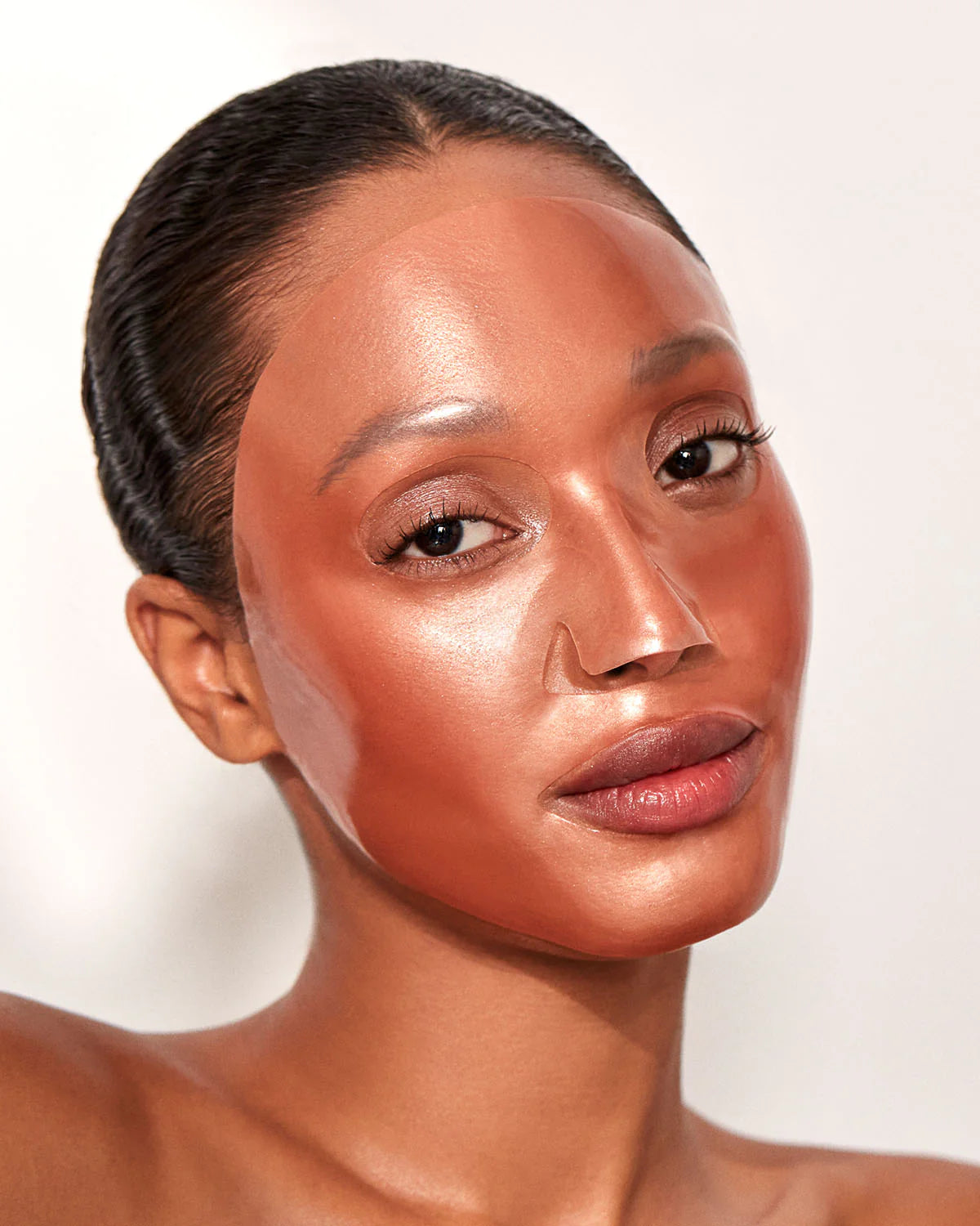 111 SKIN - ROSE GOLD BRIGHTENING FACIAL TREATMENT MASK