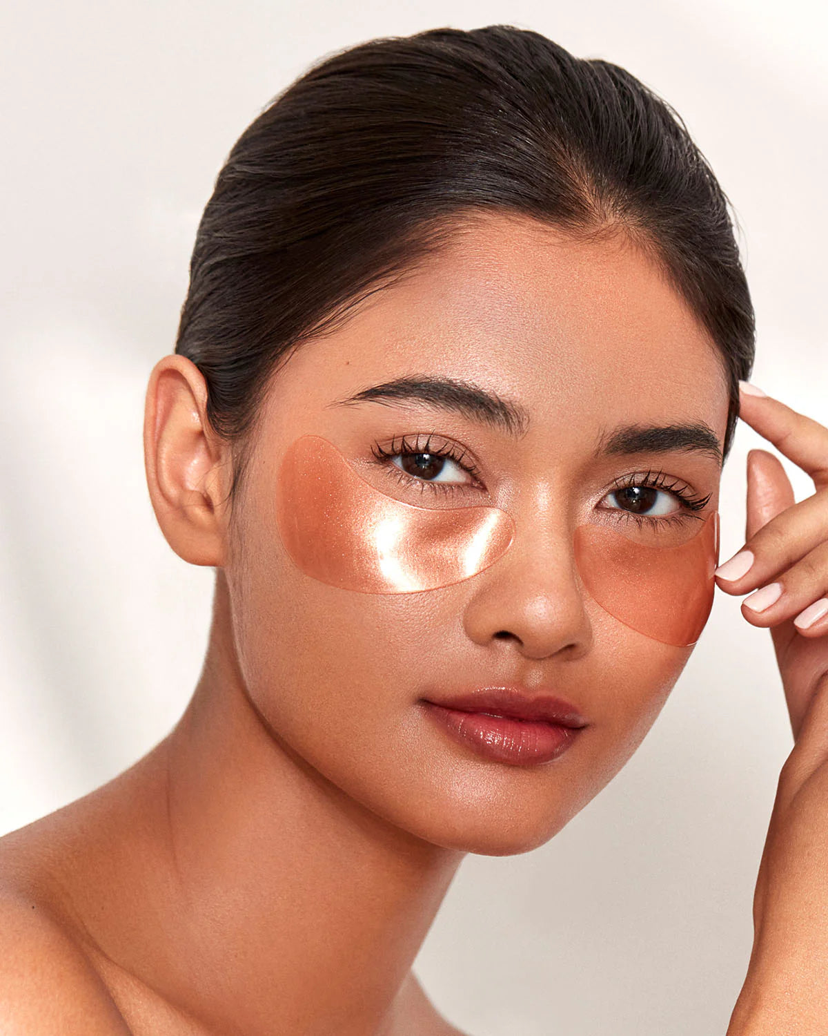 111 SKIN - ROSE GOLD ILLUMINATING EYE MASK