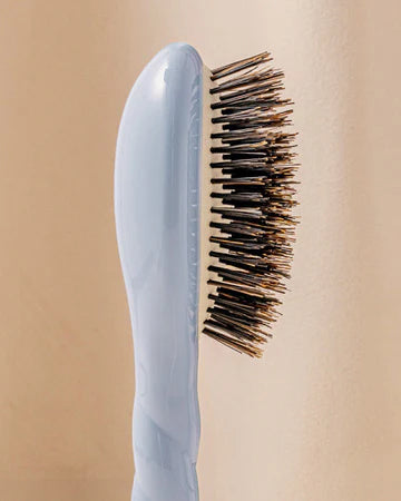 LA BONNE BROSSE - N.01 La Piccola L’Universale Brillantezza e Cura Spazzola Azzurro Cielo