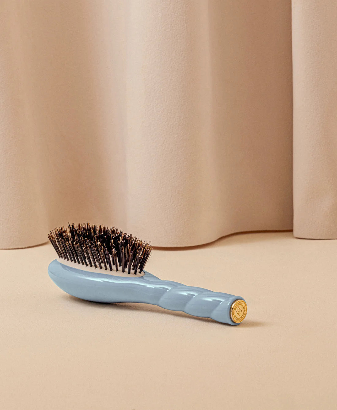 LA BONNE BROSSE - N.01 La Piccola L’Universale Brillantezza e Cura Spazzola Azzurro Cielo